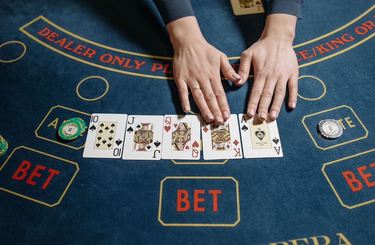 27 Eternal Hot Live Betting